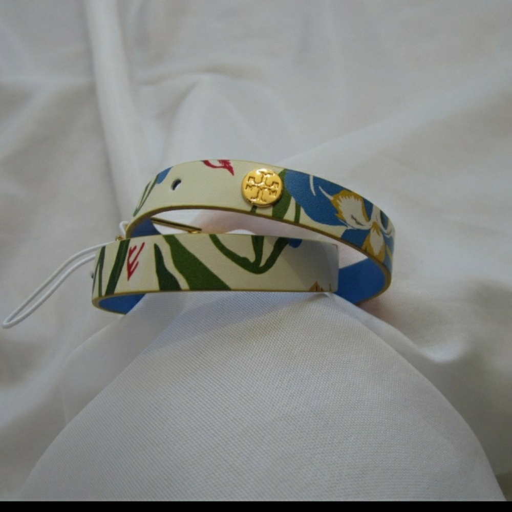 Multi Color Reversable Tory Burch Bracelet - Picture 2 of 4
